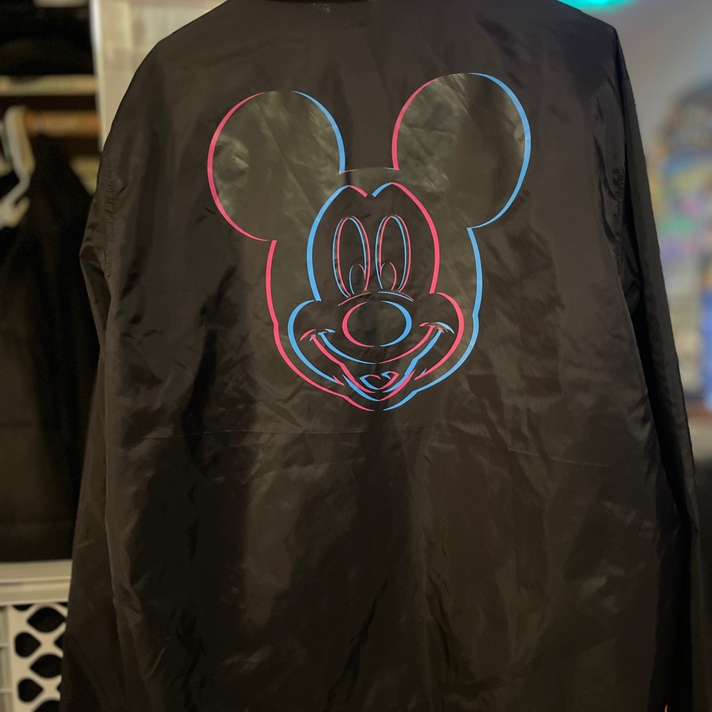 Neff windbreaker